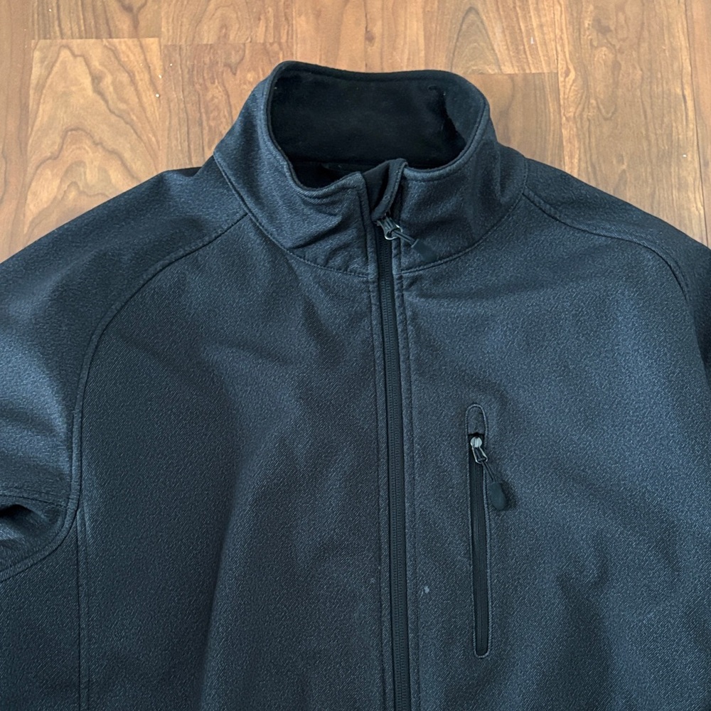 Men's Black Performance Jacket - Picture 3 of 9